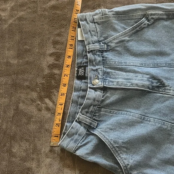 Straight Leg Women's Jeans in Light Blue - Picture 4 of 5